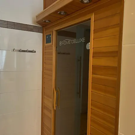 Private - Jacuzzi And Sauna Privatunterkunft Kehl